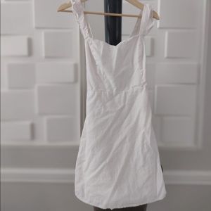 NWT White Lined Linen Cross-back Sun Dress M